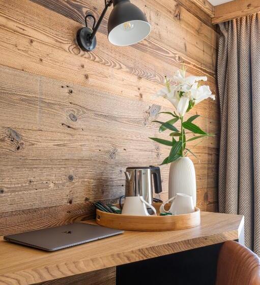 Comfort room with mountain view, Le Levanna By Les Etincelles