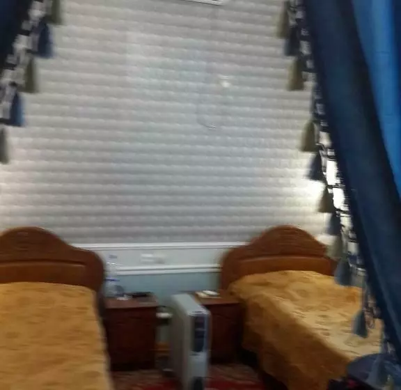 シティビューのデラックスルーム, Islambek Hotel & Travel