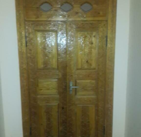 Номер Стандарт Трехместный, Islambek Hotel & Travel