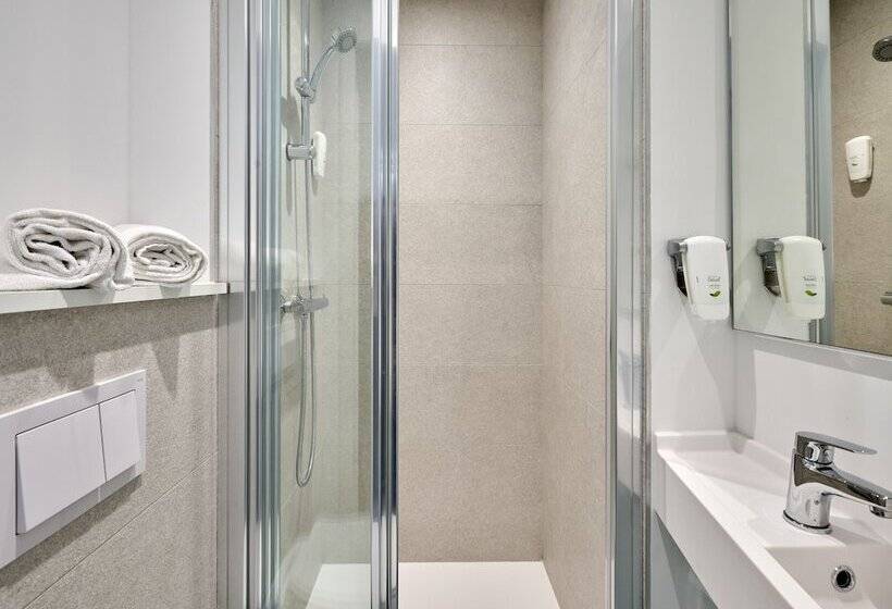 スタンダードルーム, Kyriad Direct Nevers Nord  Varennes Vauzelles