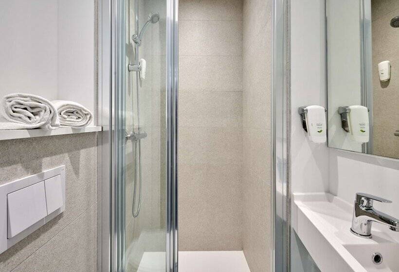 Номер Стандарт, Kyriad Direct Nevers Nord  Varennes Vauzelles