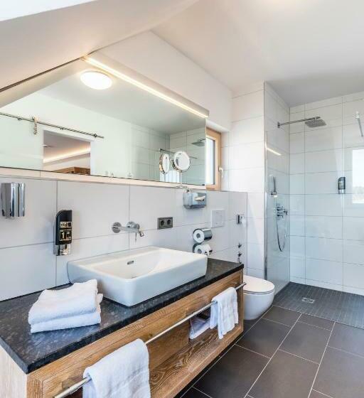 주니어 스위트, Rührberger Hof Hotel & Restaurant Grenzach Wyhlen Bei Basel