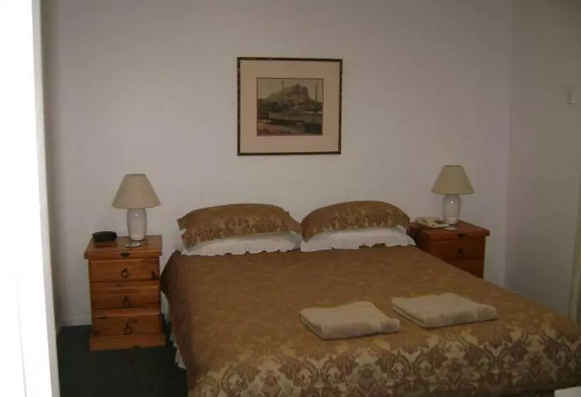 スイート, River Park Motor Inn