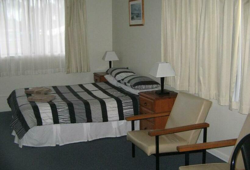 חדר משפחתי, River Park Motor Inn