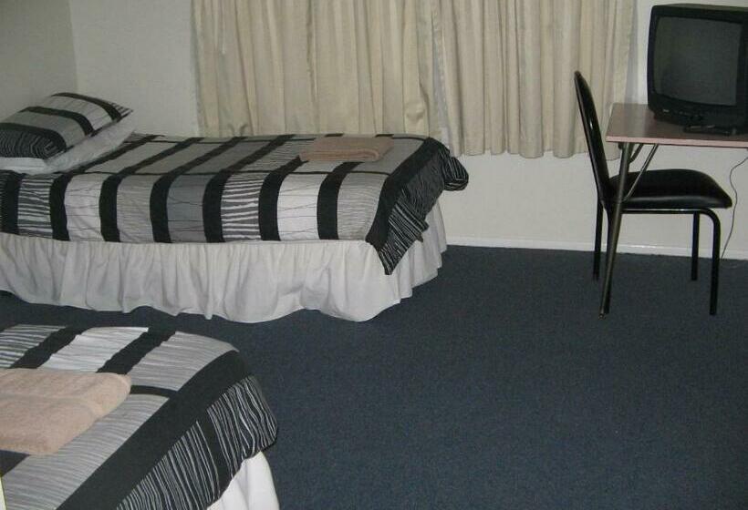 חדר משפחתי, River Park Motor Inn