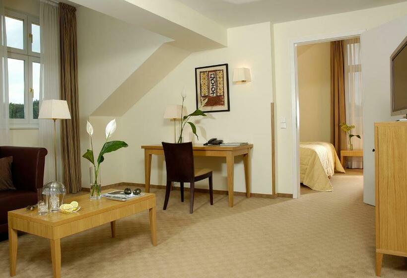 标准间, Schloss Und Gut Liebenberg