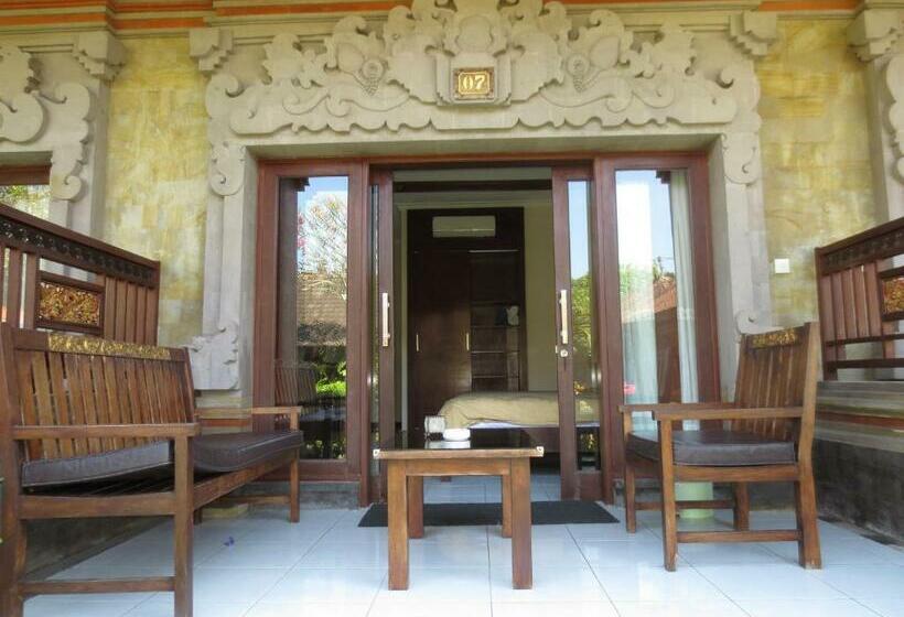 Superior Szoba, Segara Agung