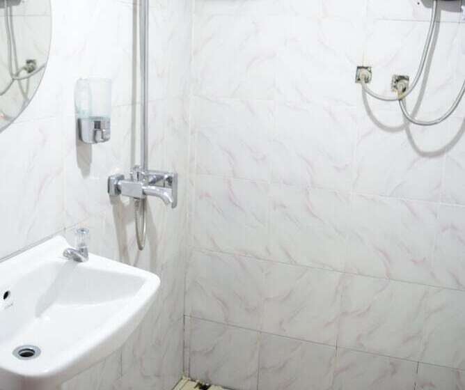 חדר סטנדרט לשלושה, Vientiane Star