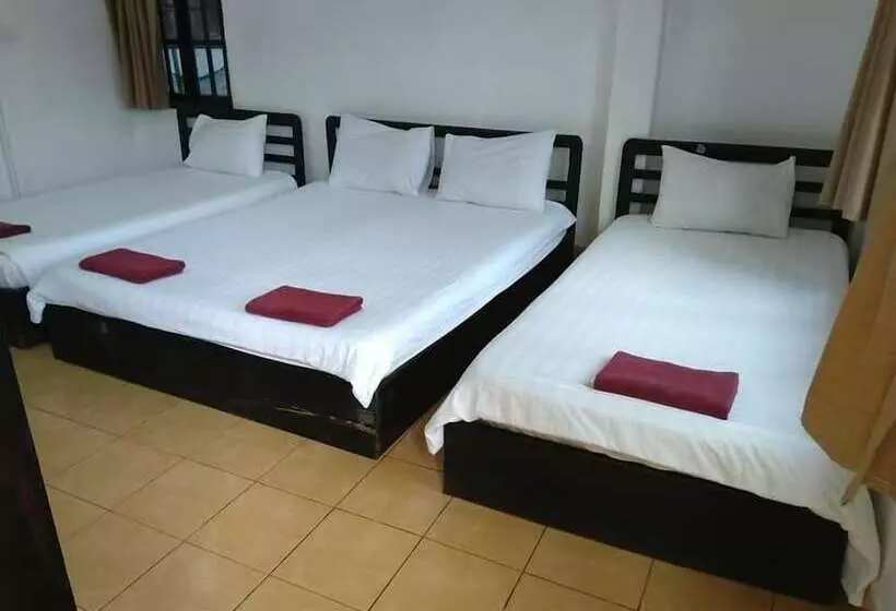Perhehuone, Vientiane Star