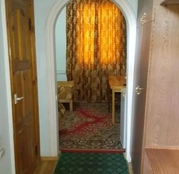 スタンダードシングルルーム, Islambek Hotel & Travel