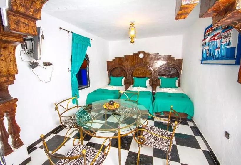 اتاق لوکس خانوادگی, Dar Touijar