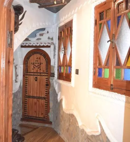 کلبه ییلاقی, Dar Touijar