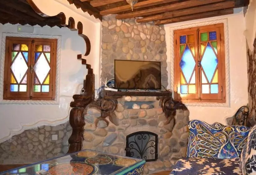 کلبه ییلاقی, Dar Touijar