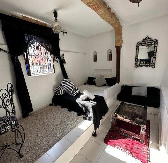 디럭스 룸, Dar Touijar