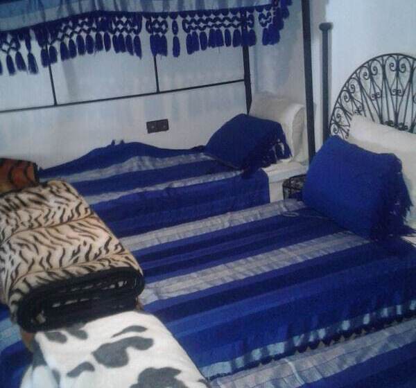 패밀리 룸, Dar Touijar