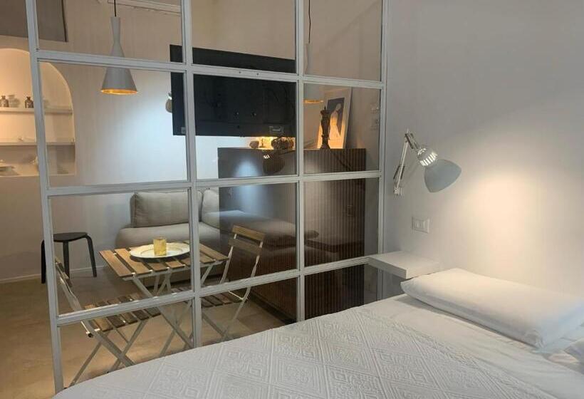 استودیو استاندارد با تخت کینگ, Il Giardino D Ulisse