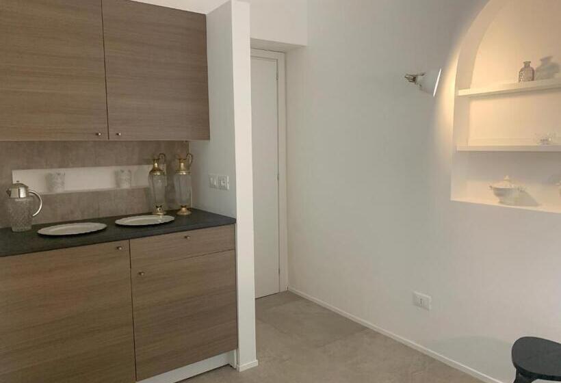 استودیو استاندارد با تخت کینگ, Il Giardino D Ulisse