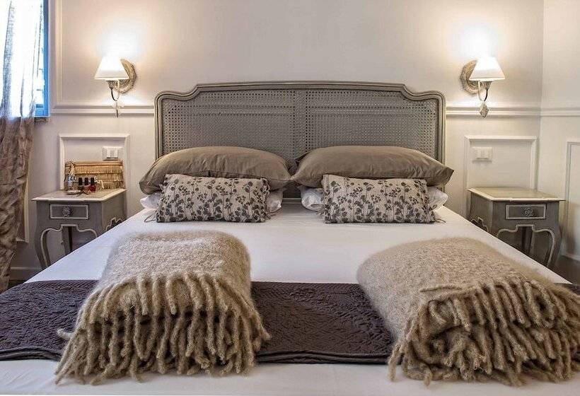 اتاق لوکس, Il Giardino D Ulisse