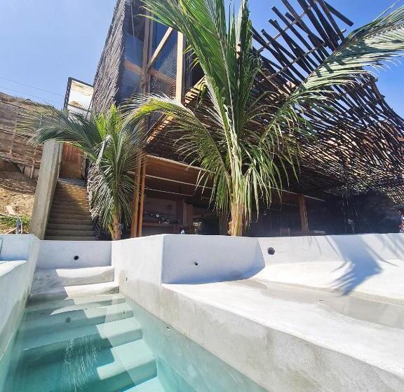 3间卧室的房子, Alma Loft