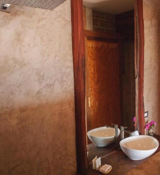 带露台的套间, Alma Loft