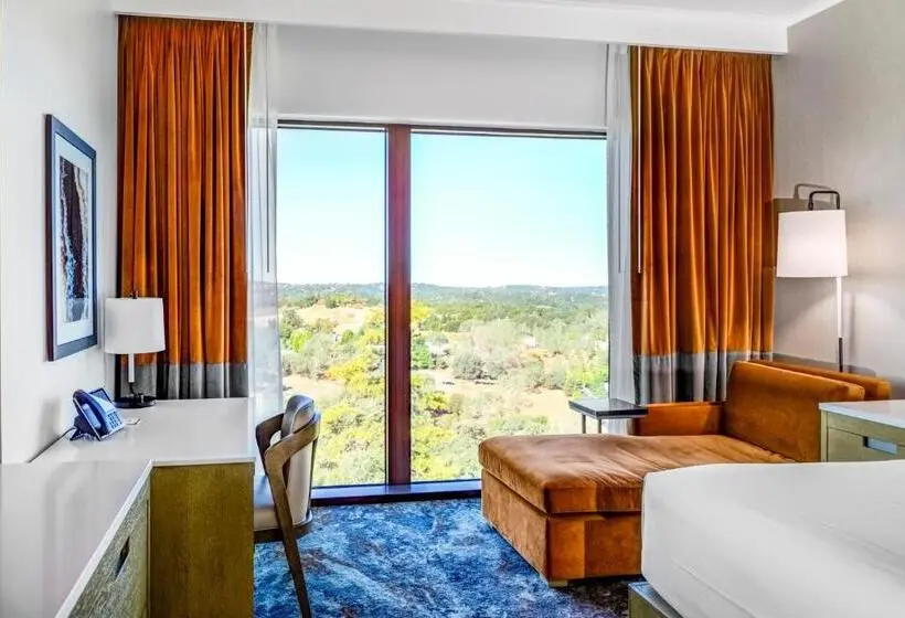 デラックスルーム, Red Hawk Resort & Casino