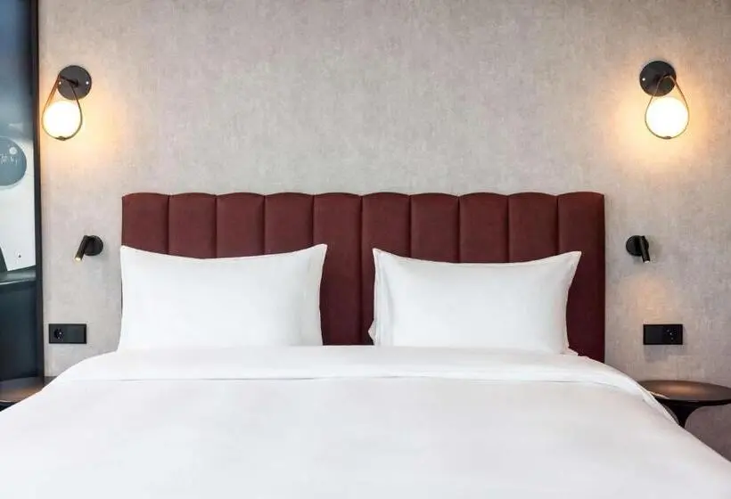 スタンダードルーム, Radisson Blu Hotel At Porsche Design Tower Stuttgart
