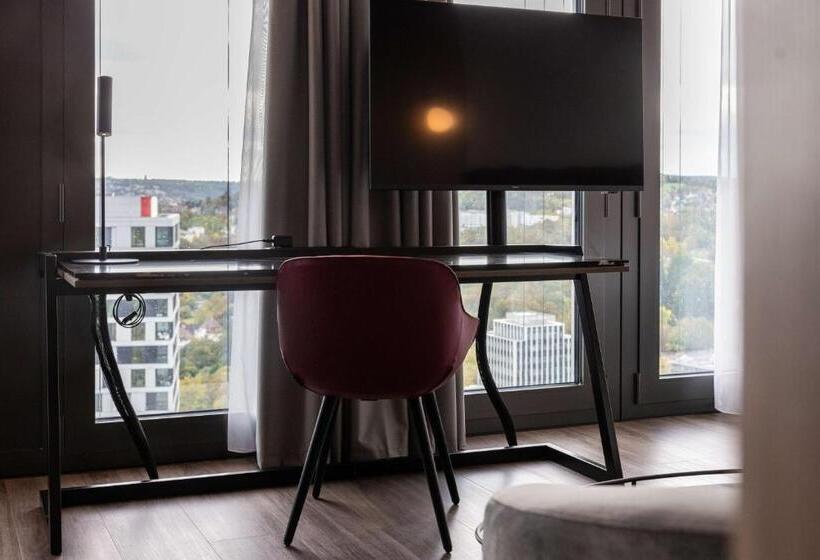 高级大房间, Radisson Blu Hotel At Porsche Design Tower Stuttgart