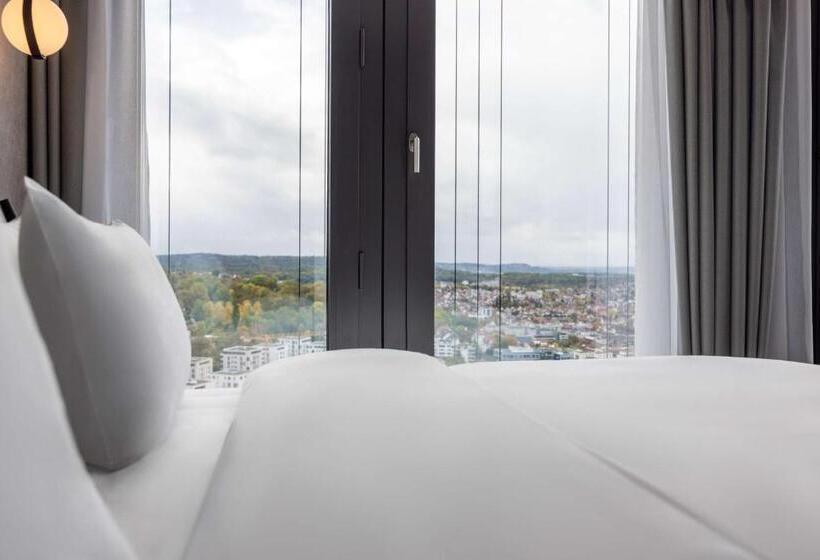高级大房间, Radisson Blu Hotel At Porsche Design Tower Stuttgart