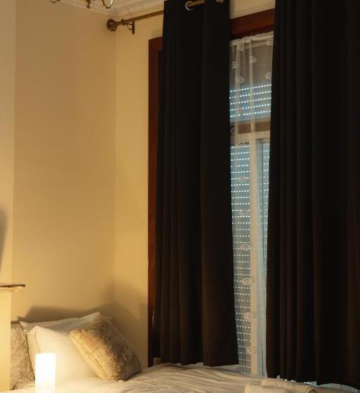 Семейный Номер Совместный Санузел, Victorian Woods Bnb