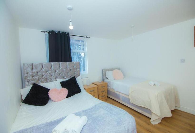 Семейный Номер Совместный Санузел, Victorian Woods Bnb