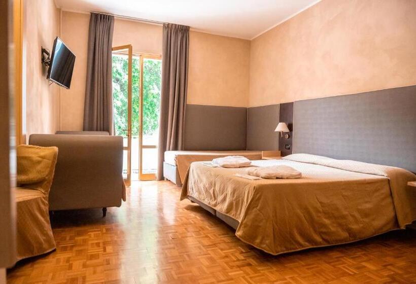 Четырехместный Номер Стандарт, Terme Pellegrini