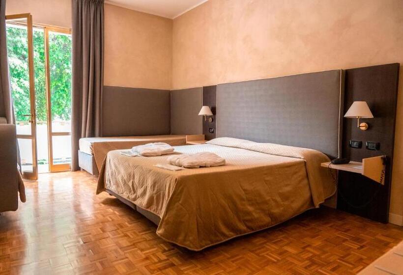 Четырехместный Номер Стандарт, Terme Pellegrini