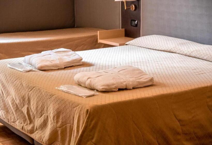 Четырехместный Номер Стандарт, Terme Pellegrini