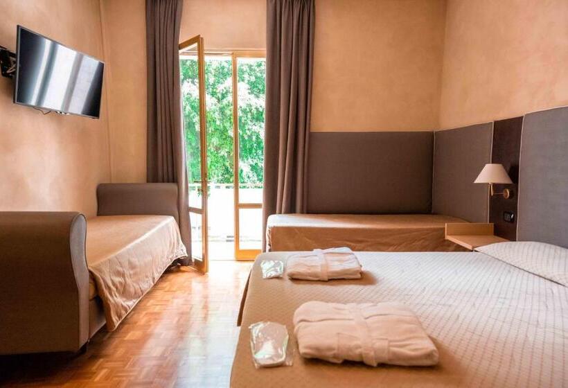 Трехместный Номер Superior, Terme Pellegrini