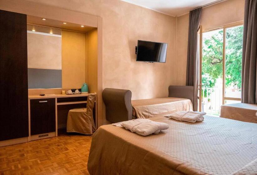 Четырехместный Номер Стандарт, Terme Pellegrini