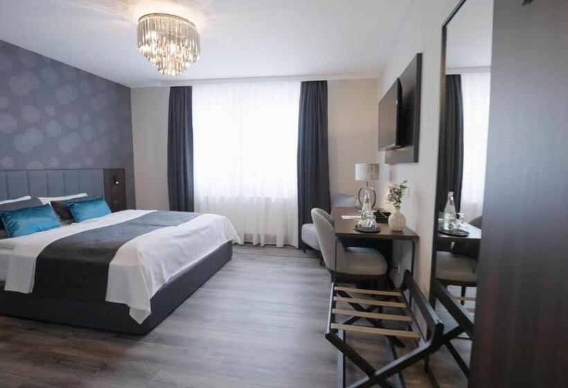 스탠다드 룸, Busch