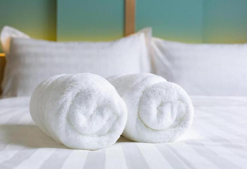 高级大房间, Wellesley