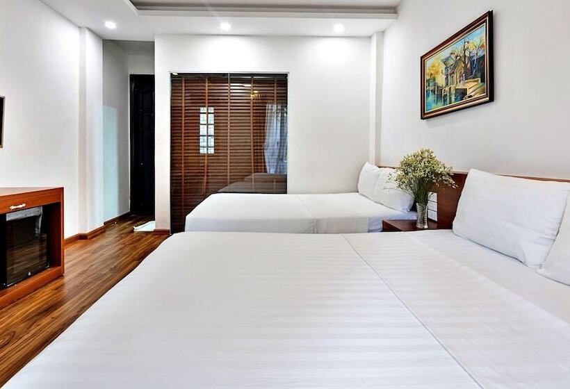 اتاق لوکس سه تخته, Hanz Ami Central