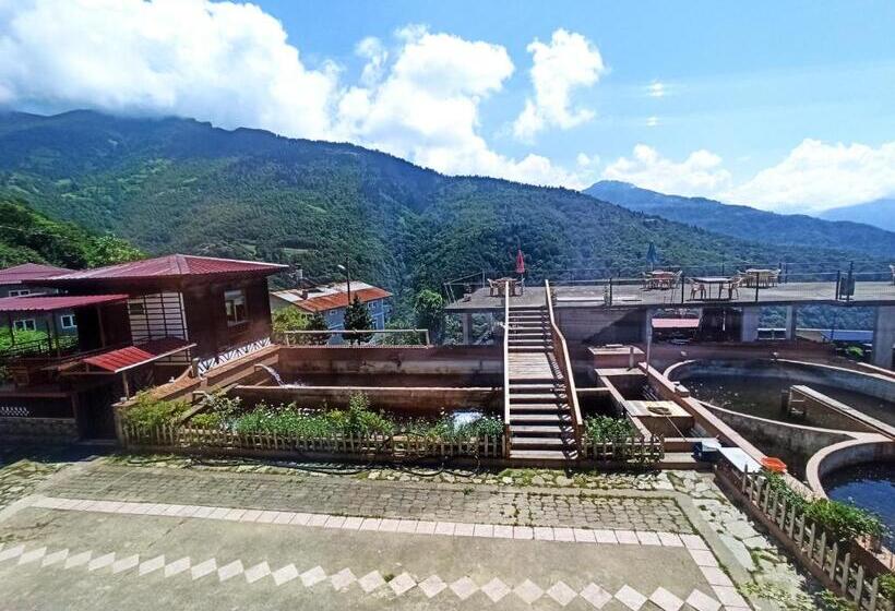 شقة غرفة واحدة مطلة على حمام السباحة, Yeşi̇lalan Otel