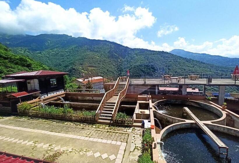 غرفة عائلية, Yeşi̇lalan Otel