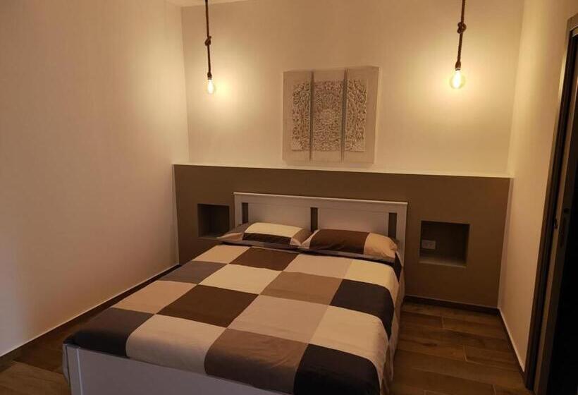 Chambre Standard, Luma