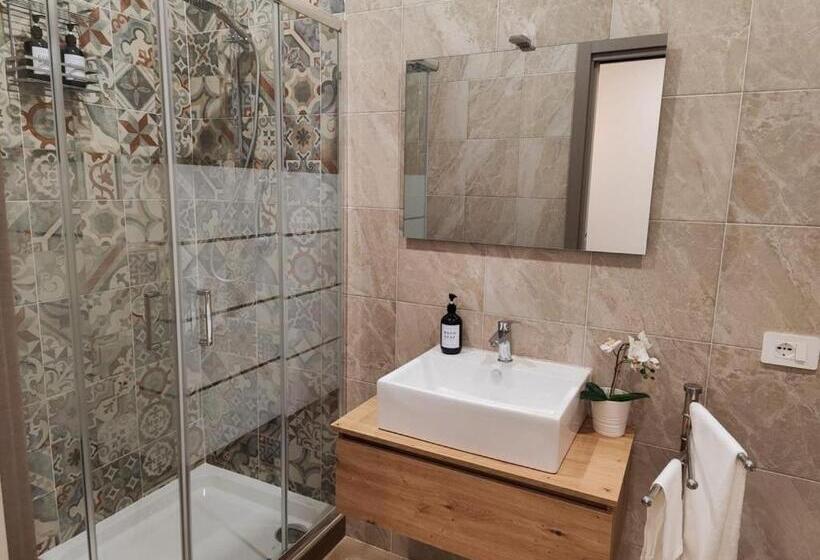 Chambre Standard, Luma