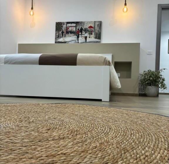 Chambre Quadruple Standard, Luma