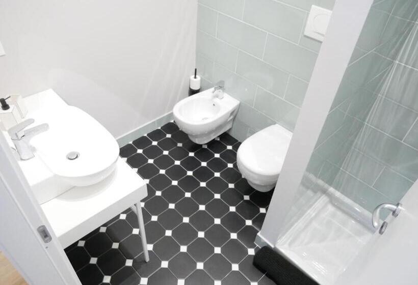 اتاق استاندارد, Torte & Lini