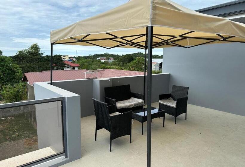 חדר דלוקס עם מרפסת, D Elements Hotel And Dormitory