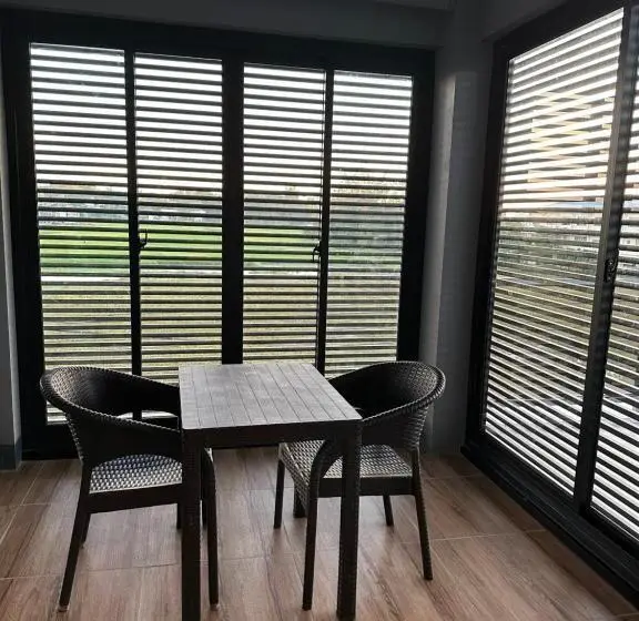 バルコニー付きデラックスルーム, D Elements Hotel And Dormitory