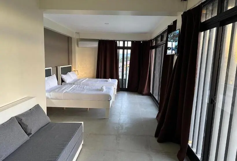 スーペリアファミリールーム, D Elements Hotel And Dormitory