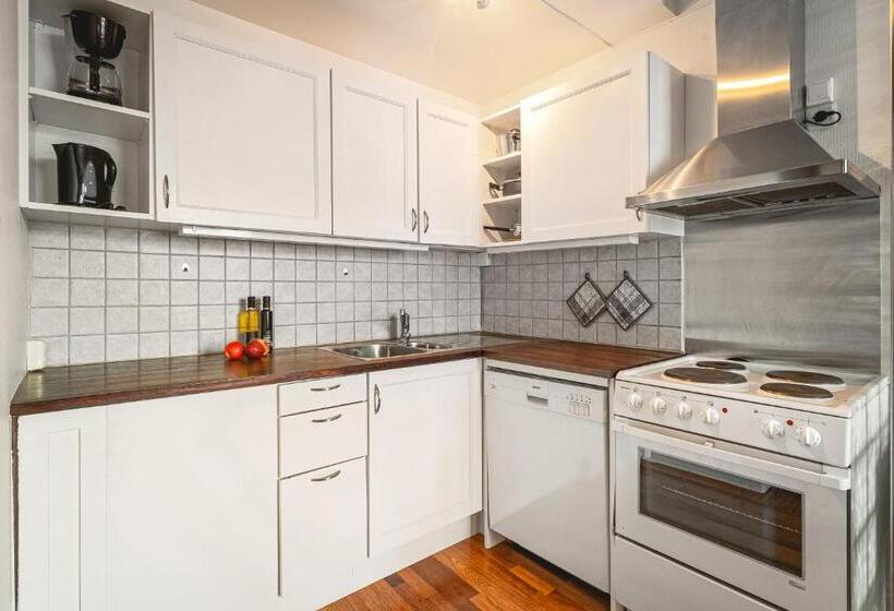 Апартаменты 1 Спальня, Enter Amalie Apartment