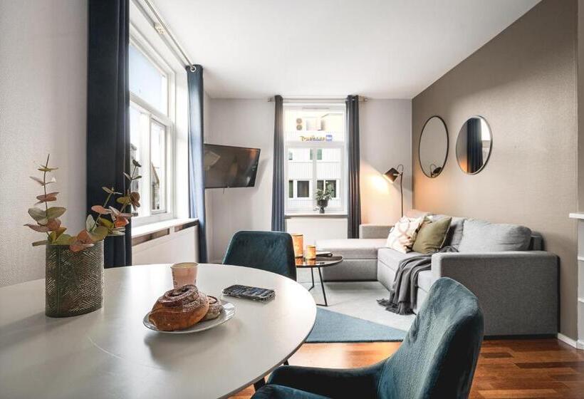 Апартаменты 1 Спальня, Enter Amalie Apartment