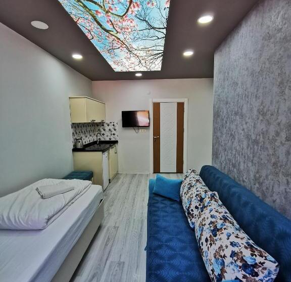 스탠다드 스튜디오, Kuloglu Otel Ve Restaurant